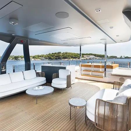보트호텔 Luxury Yacht Moretti In Tropez *