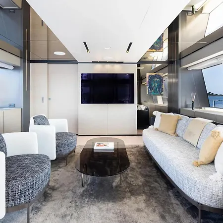 보트호텔 Luxury Yacht Moretti In Tropez 쎙뜨호뻬